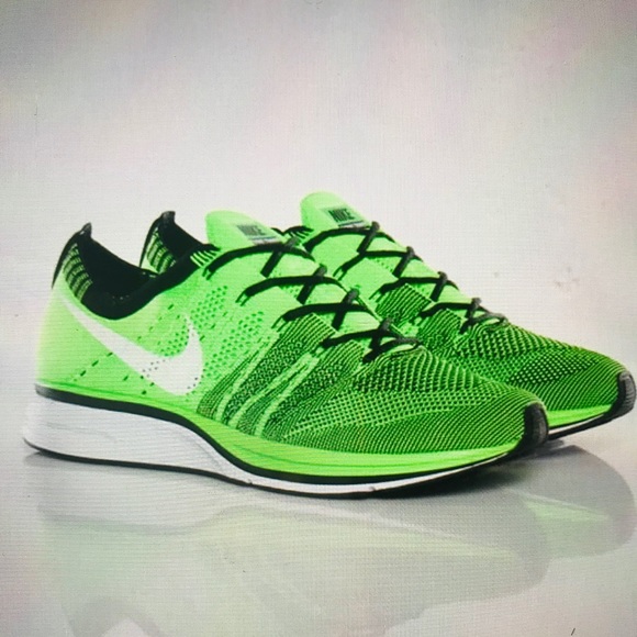 Nike Other - 🛍👀Nike’s Flyknit Trainer Sneakers👀🛍
